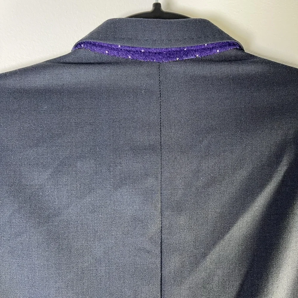 Ted Baker no noticeable